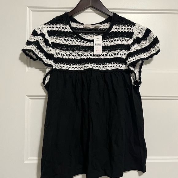 Loft Crochet Ruffle Sleeve Top Large - Picture 8 of 10